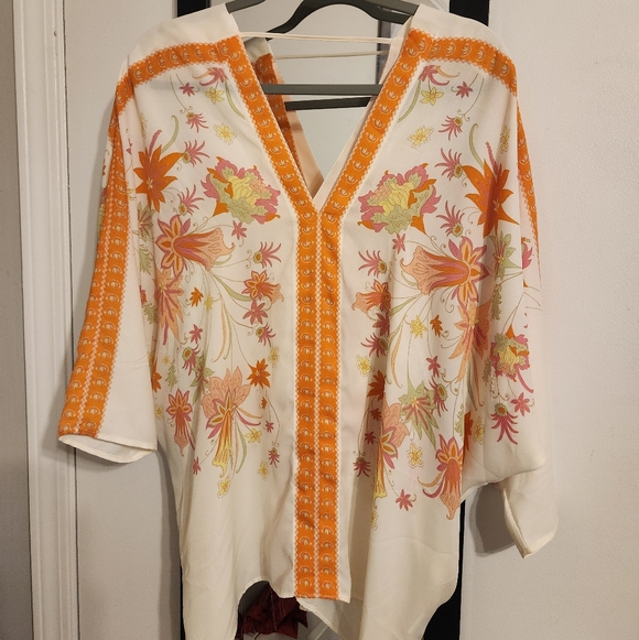Rose & Olive Tops - Rose & Olive Floral V-Neck Blouse - Orange & Cream